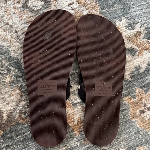 Valentino Black Sandals with Silver Studs - Picture 4 of 5